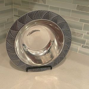 Wilton Armetale Woven Serving or Salad Bowl Triangles